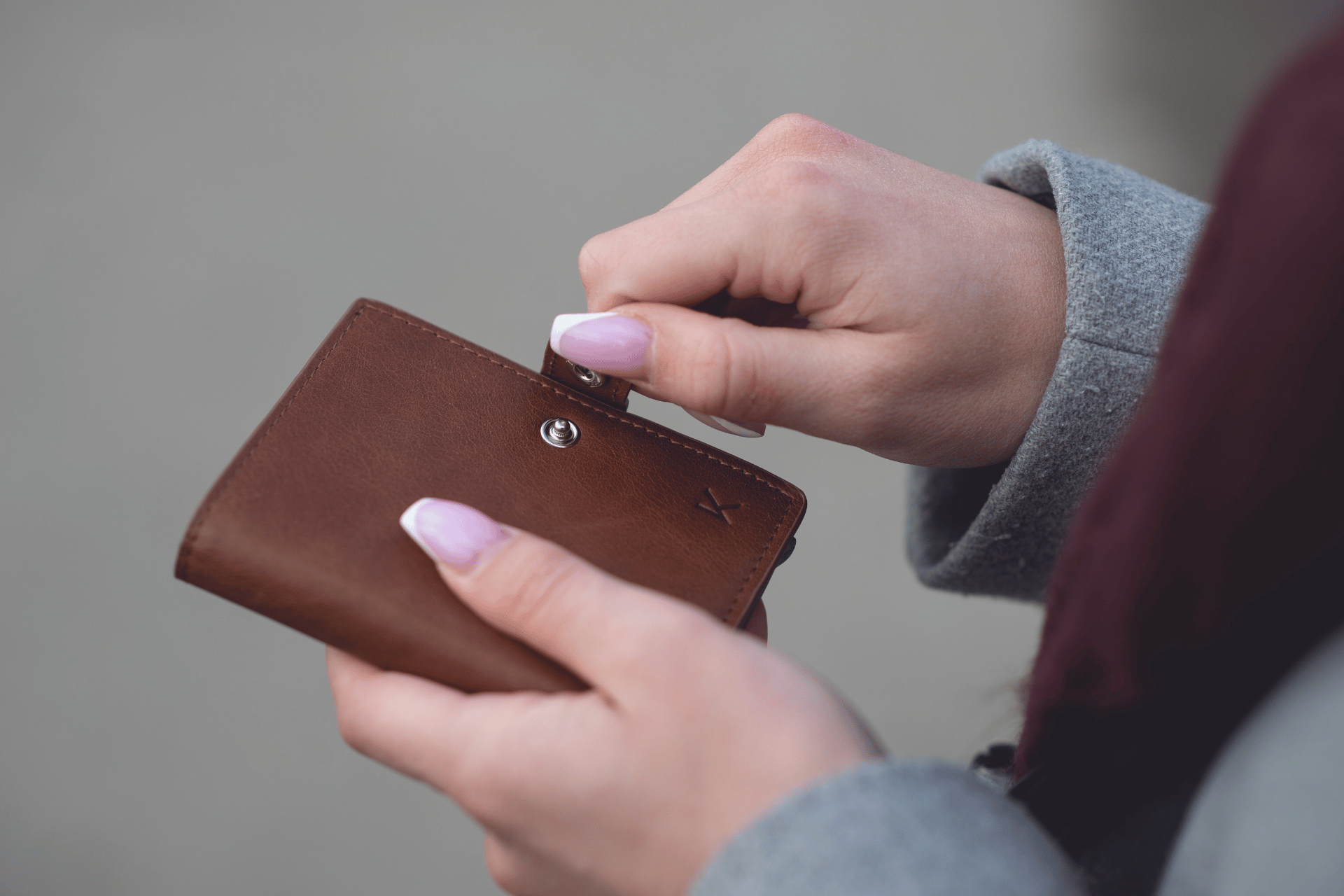 Unveiling Shieldon: A Premium Leather Wallet Case Review